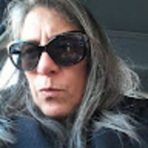 Meet your Posher, Yolanda